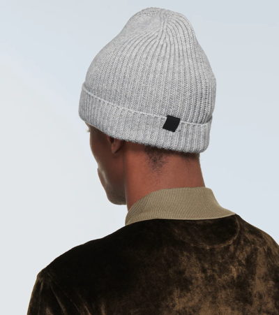Shop Tom Ford Ribbed Cashmere Beanie In Lt Gry Sld