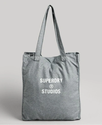 Shop Superdry Studio Shopper In Grau