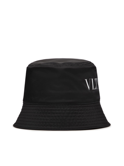 Shop Valentino Bucket Hat In Ni Black White