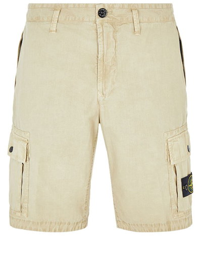 Stone Island Logo Patch Cargo Shorts In Beige