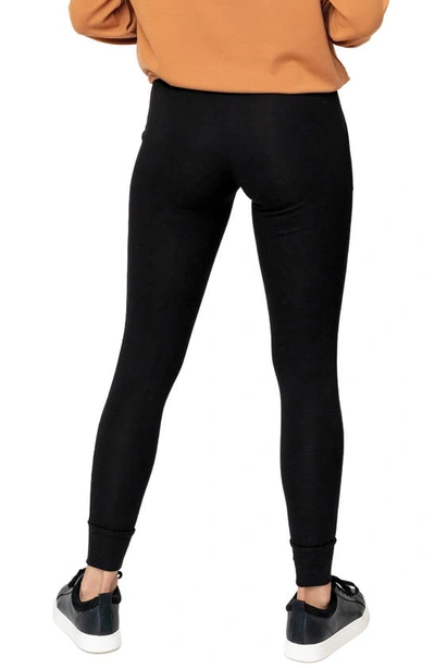 Gibsonlook Fitted Joggers In Black