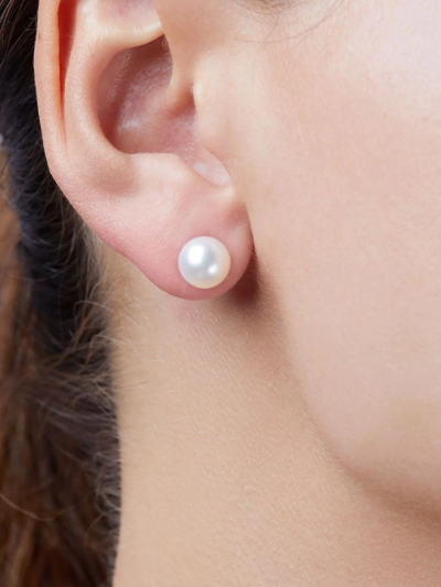 Yoko London 18kt Yellow Gold Classic 8mm Freshwater Pearl Stud Earrings In Gold
