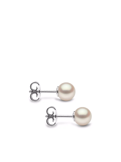 Shop Yoko London 18kt White Gold Classic 6mm Freshwater Pearl Stud Earrings In Silber