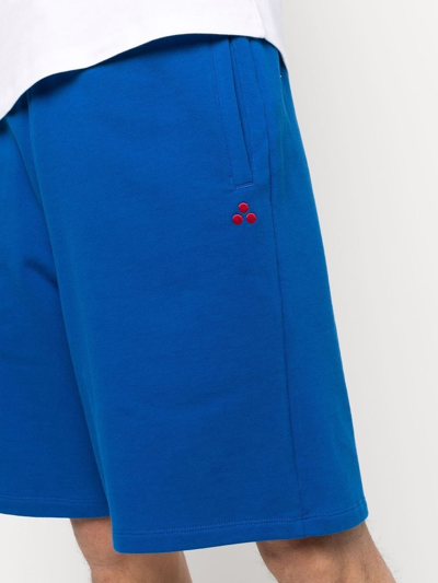Shop Peuterey Embroidered-logo Bermuda Shorts In Blau