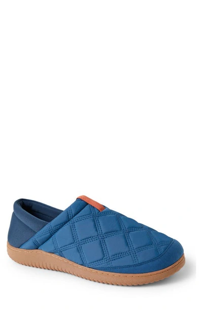 Dearfoams Men's River Closed Back With Collapsible Heel Slippers Men's Shoes In Deep Oasis