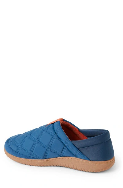 Dearfoams Men's River Closed Back With Collapsible Heel Slippers Men's Shoes In Deep Oasis
