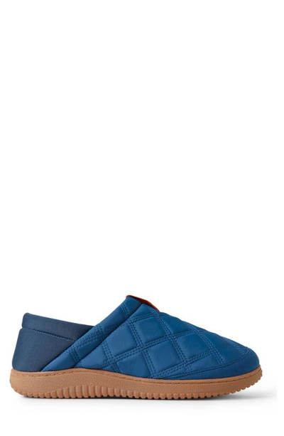 Dearfoams Men's River Closed Back With Collapsible Heel Slippers Men's Shoes In Deep Oasis