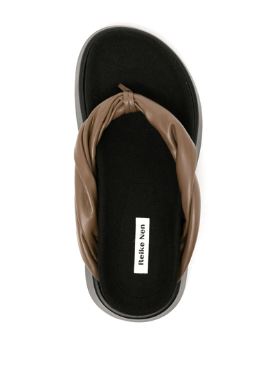 Reike Nen Twisted-strap Platform Flip Flops In Schwarz