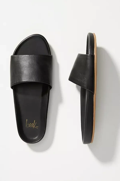 Shop Beek Gallito Slide Sandals In Black