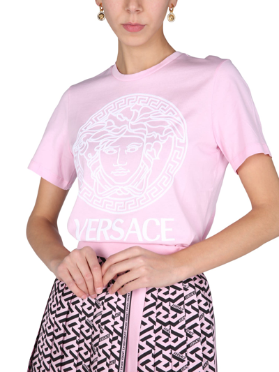 Shop Versace T-shirt With Embroidered Medusa In Rosa