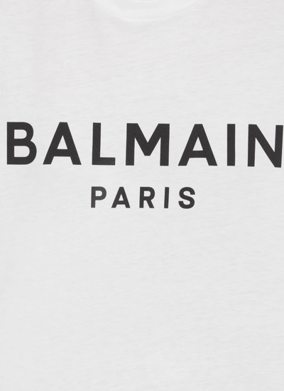 Shop Balmain Logo Cropped T-shirt In Blanc/noir