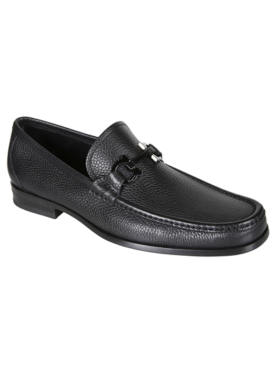 Ferragamo Gandioso Pebbled Moccasin With Gancini Ornament In Black Leather