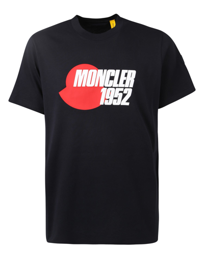 Shop Moncler Genius Cotton 1952  T-shirt In Black
