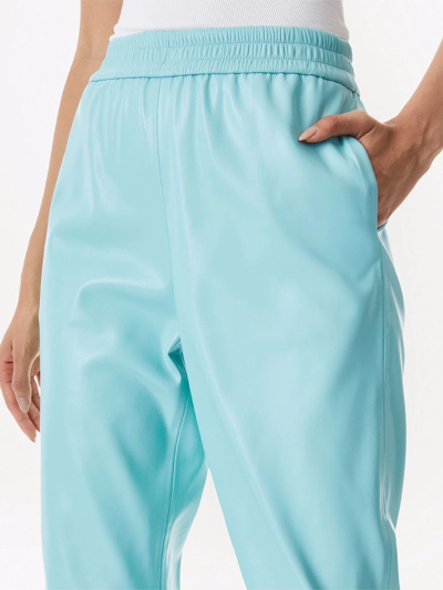 Shop Alice And Olivia Pete Tapered Trousers In Blau
