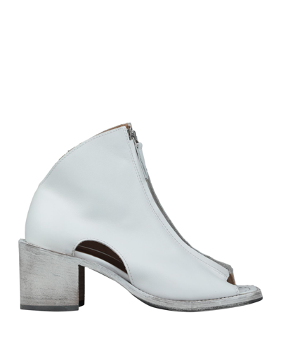 Shop Moma Woman Ankle Boots White Size 11 Calfskin