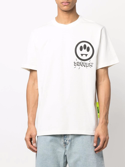 Shop Barrow Face-print T-shirt In Weiss
