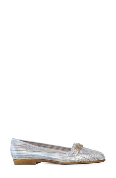 Amalfi By Rangoni Oste Loafer In Bianco Mineral Brush