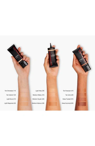 Shop Shiseido Synchro Skin Self-refreshing Tinted Moisturizer Spf 20 In 525 Deep Kuromoji