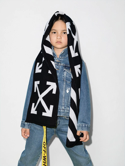 Shop Off-white Arrows Knitted Scarf In Black