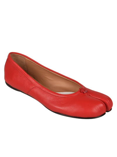 Shop Maison Margiela Cleft Toe Ballerinas In Red