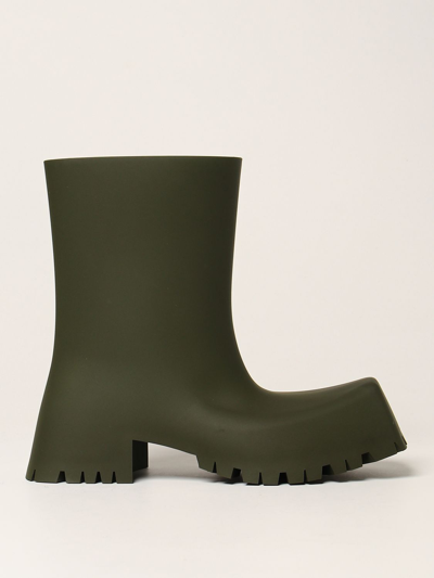 Shop Balenciaga Trooper Tpu Ankle Boots In Military