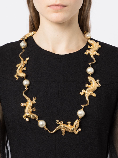 Pre-owned Chanel 2000s Lizard Motif Pearl-embellished Necklace In Gold