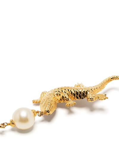 Pre-owned Chanel 2000s Lizard Motif Pearl-embellished Necklace In Gold