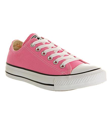 converse pink pow