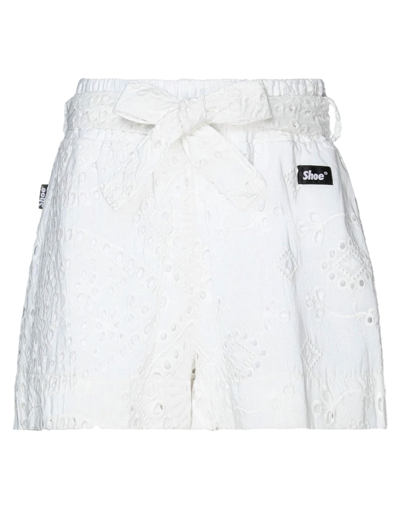 Shoe® Shoe Woman Shorts & Bermuda Shorts White Size M Cotton In White
