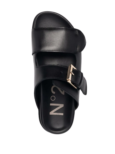 N°21 Buckled Leather Slides In Black