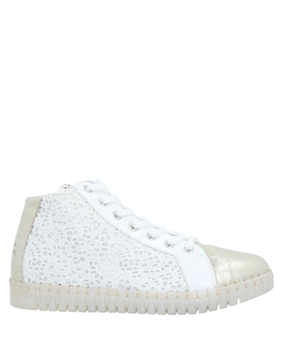 Shop Andìa Fora Woman Sneakers White Size 5 Soft Leather, Textile Fibers