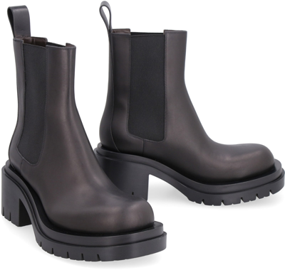 Shop Bottega Veneta Lug Leather Boots In Black