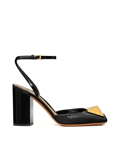 Shop Valentino One Stud Pump In Patent Leather 90mm In Black