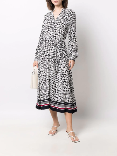 Tommy Hilfiger Houndstooth-print Dress In White | ModeSens