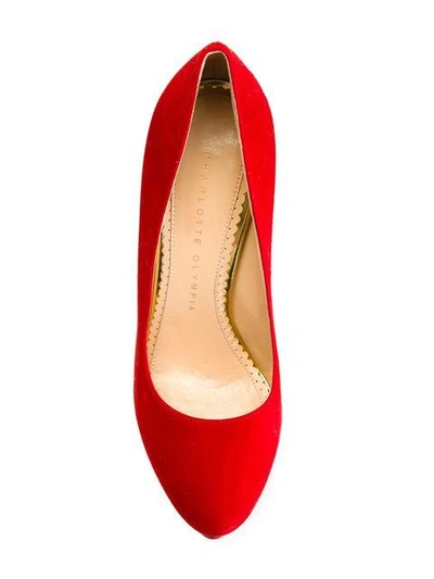 'Dolly' pumps