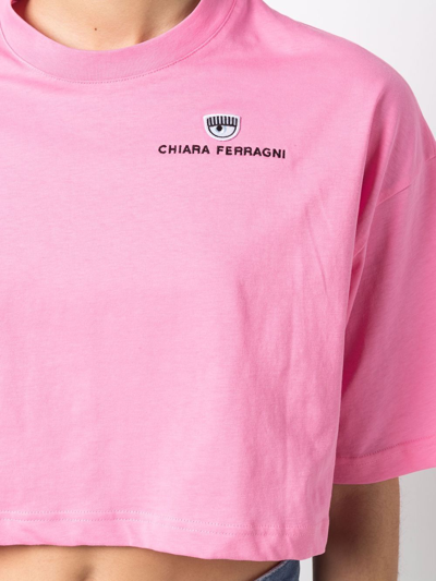 Shop Chiara Ferragni Embroidered Logo Cropped T-shirt In Rosa