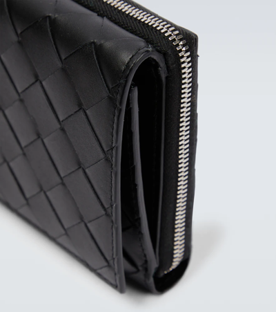 Bottega Veneta Leather Wallet In Black-silver