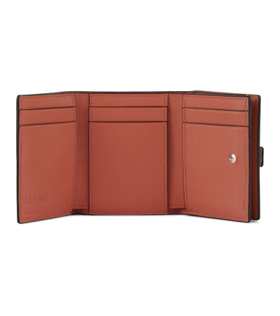 Loewe Trifold Leather Wallet In Light Oat/honey