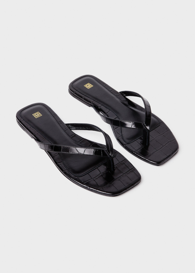 Totême Toteme Leather Thong Sandals In Black