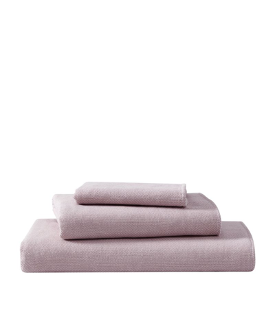 Shop Uchino Organic Cotton Hand Towel (60cm X 100cm) In Pink