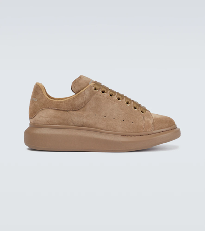 Oversized Raised sole Suede Trainers In Tan
