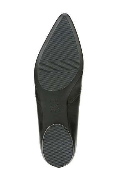 Naturalizer Havana Womens Pointed Toe Flats In Black Leather