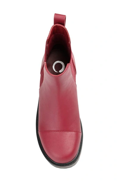 Journee Collection Journee Colleciton Mirette Lug Sole Chelsea Boot In Wine