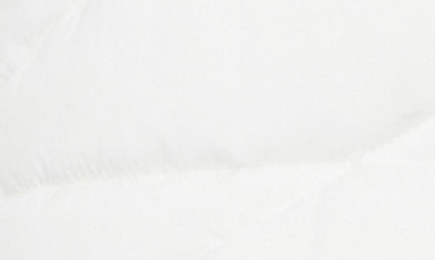 Bernardo Insulated Quilted Hooded Jacket In White