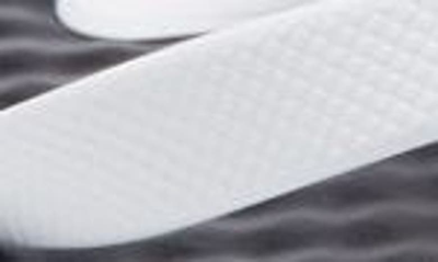 Shop Nike On Deck Flip Flop In Black/ White
