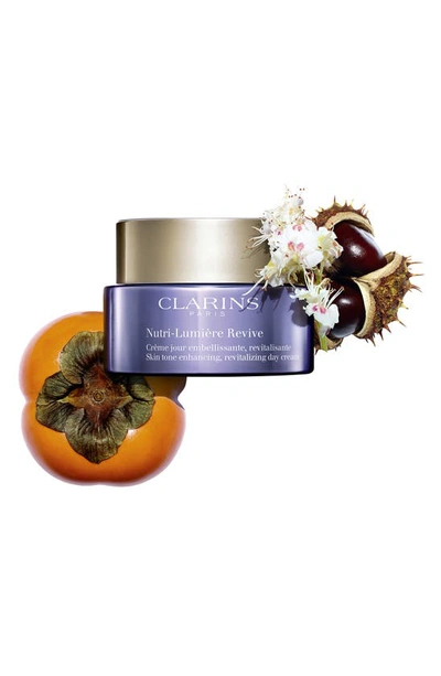 Clarins Nutri-lumière Revitalizing Anti-aging & Nourishing Day Moisturizer
