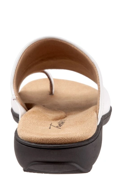 Trotters Regina Slide Sandal In White