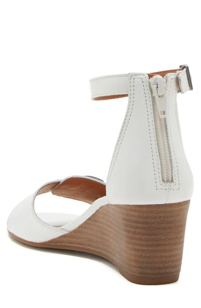 LUCKY BRAND JODELLA WEDGE SANDAL 