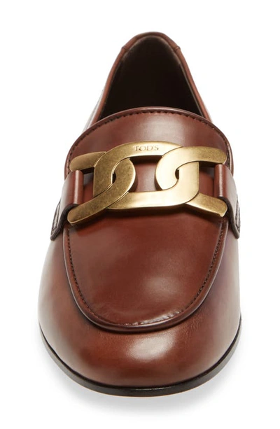 Tod's T Ring Leather Loafers In Brown