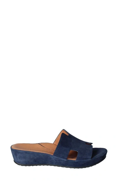 L'amour Des Pieds Catiana Platform Sandal In Navy